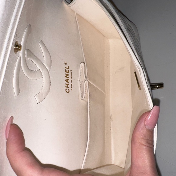 👍🏼SOLD Chanel Caviar Double Flap - Entrupy certificate! - Picture 6 of 13